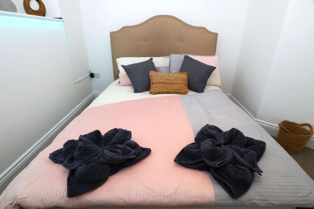 New Sunset Square Eastbourne 2 Bed Apartment, Long Stay Welcome Exteriér fotografie