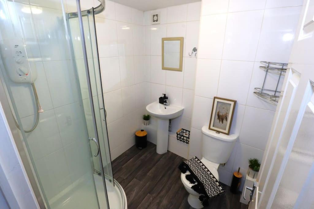 New Sunset Square Eastbourne 2 Bed Apartment, Long Stay Welcome Exteriér fotografie