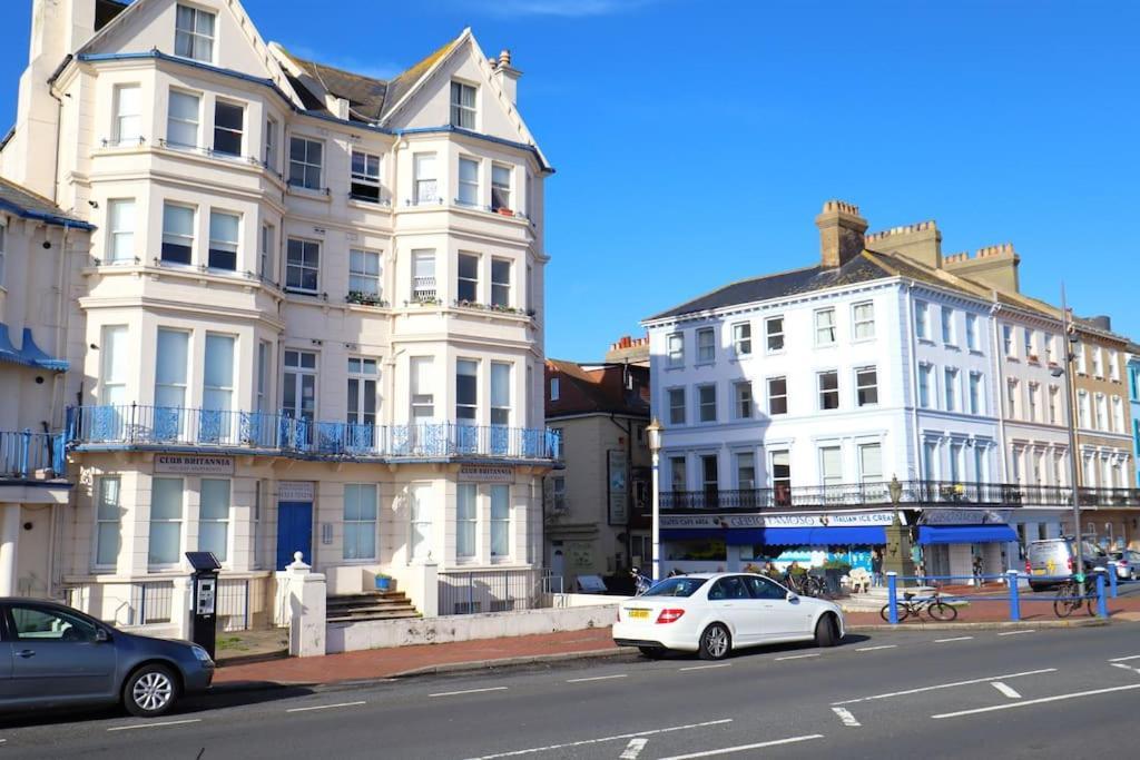 New Sunset Square Eastbourne 2 Bed Apartment, Long Stay Welcome Exteriér fotografie